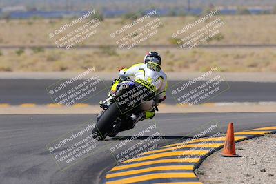 media/Oct-08-2022-SoCal Trackdays (Sat) [[1fc3beec89]]/Turn 11 Backside (1145am)/